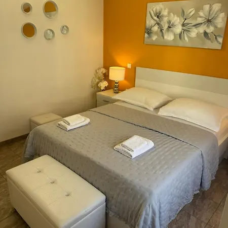Apartment Apartment Beach Makarska