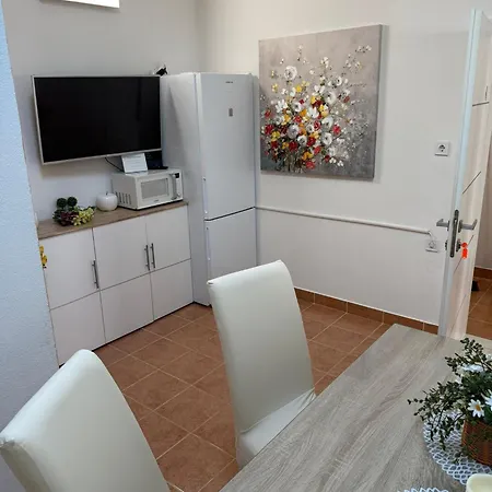 Apartment Apartment Beach *